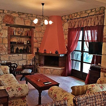 Stone Villa Rokosini 보우르보우로우 외부 사진